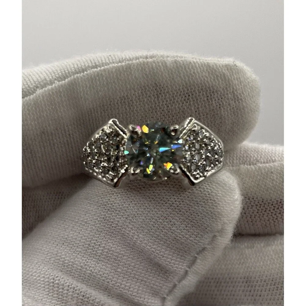 Blue/Green Round Cut Diamond Solitaire 2.94 Carat Certified